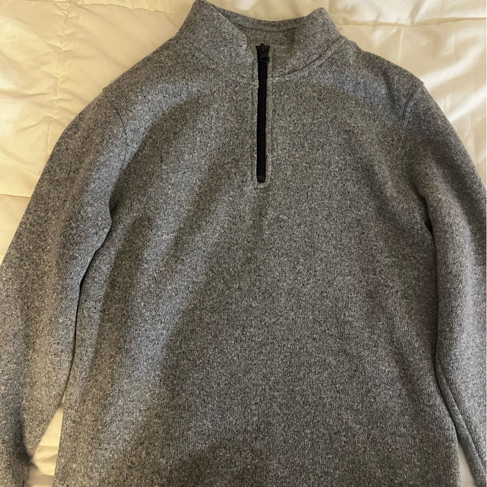 Quarter-zip grey and black- old navy